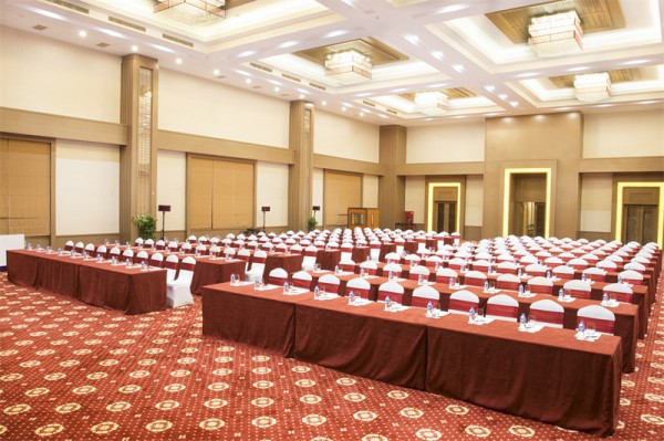 Thảm Trải Sàn : THẢM BỈ CÓ SẴN HÀNG ĐV7 - ( 895 )