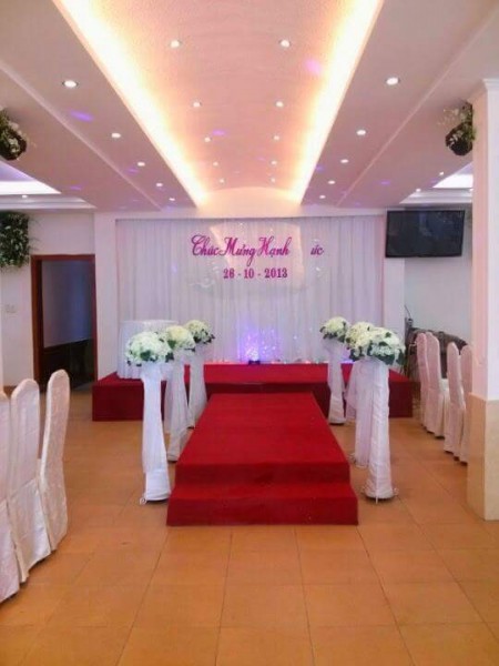 Thảm công trình bục